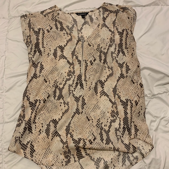 Short sleeve snake print blouse with zipper - Picture 2 of 2